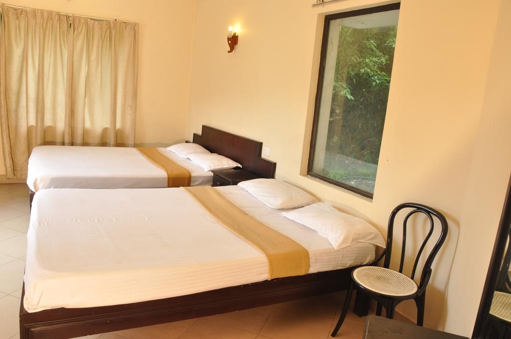 Albarad Hotel Munnar Phòng bức ảnh